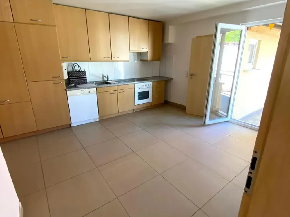 Attractive 5-Room Maisonette Apartment with High-Quality Interior in Stutensee-Blankenloch