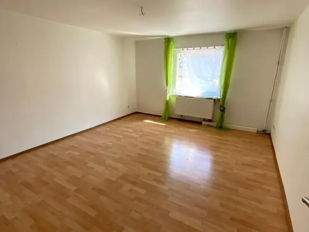 Attractive 5-Room Maisonette Apartment with High-Quality Interior in Stutensee-Blankenloch