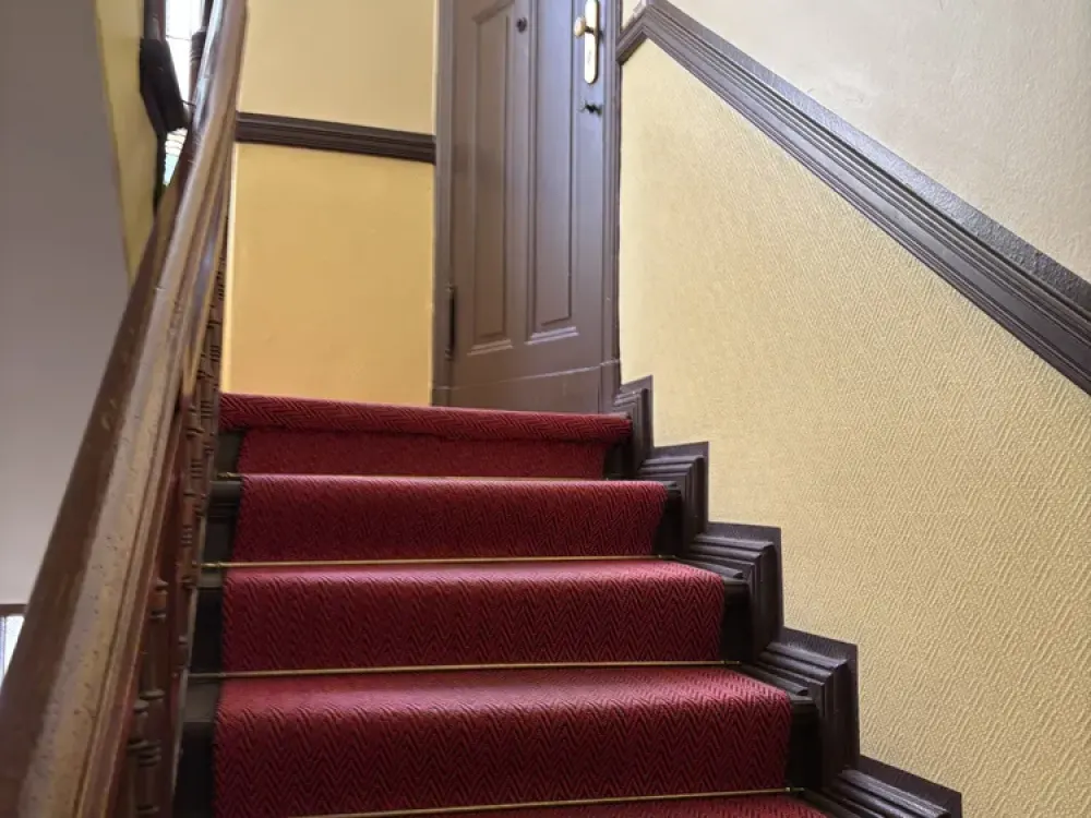 Lebendig wohnen in Charlottenburg: 1-Zimmer-Apartment