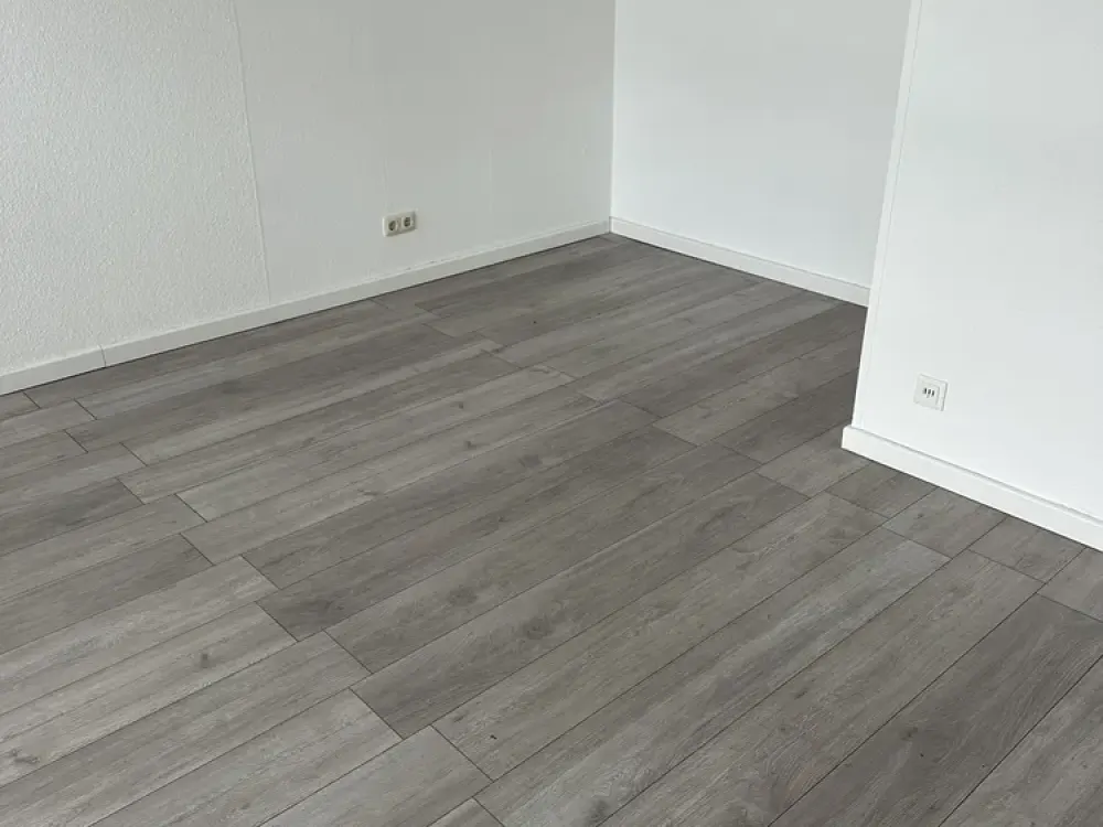 1 Zimmer-Wohnung und Stellplatz - Erstbezug nach Sanierung