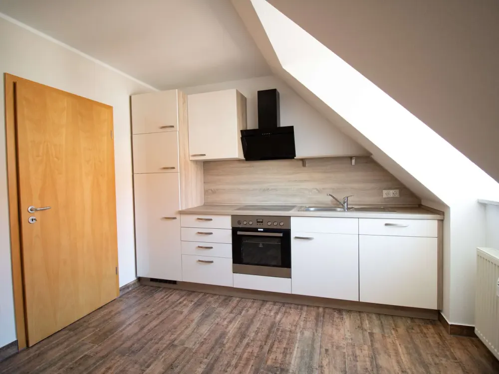 Unbedingt ansehen!!! Top 2 Raumwohnung mit Einbauküche in grüner Lage