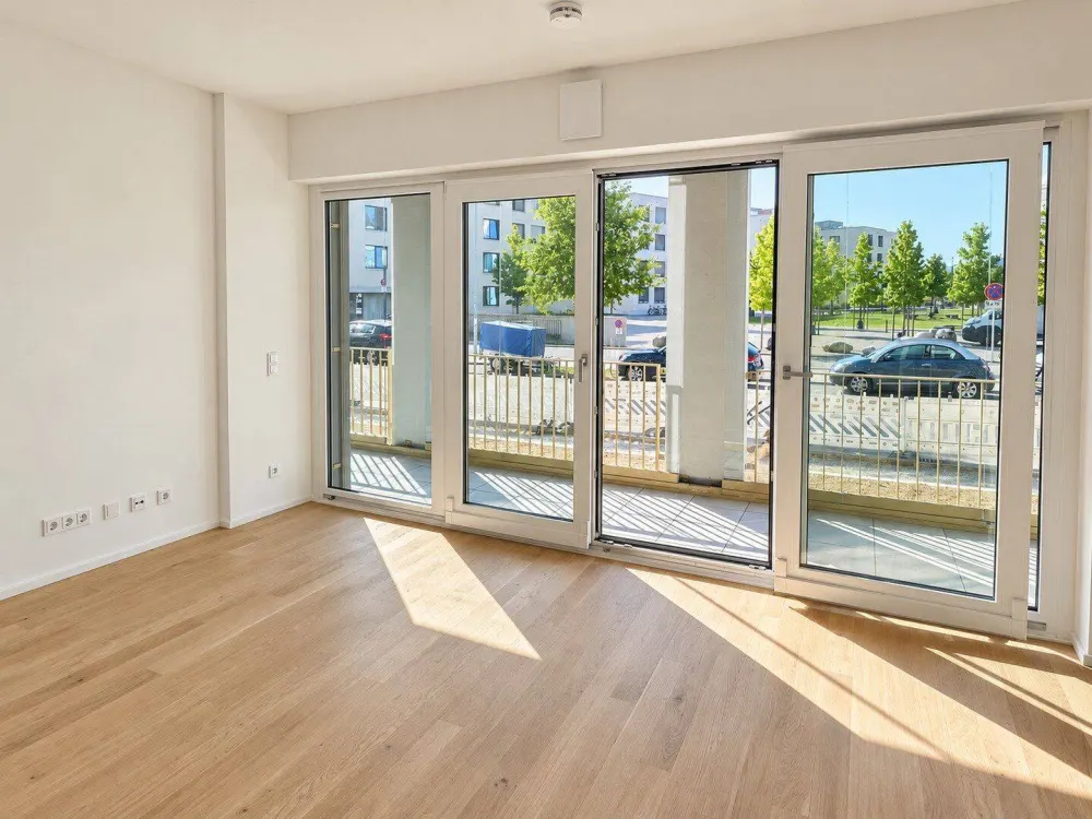 2-Room First Occupancy in Pasing | Designer Kitchen with Cooking Island | 13 m² Glass Loggia