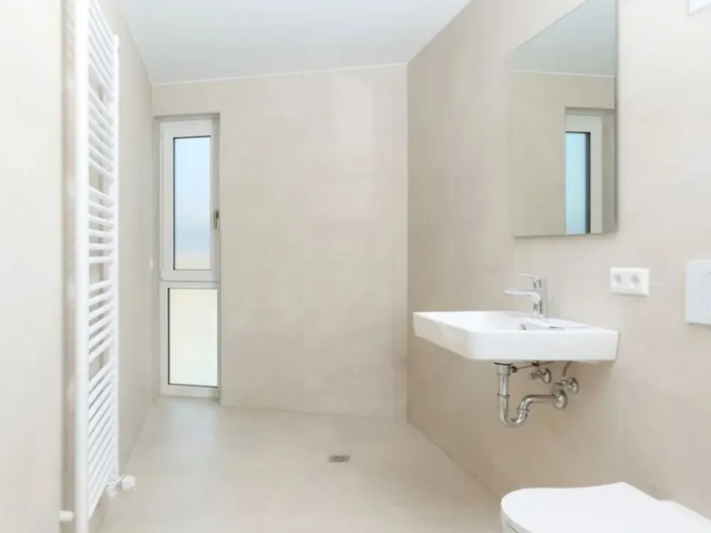 Erstbezug - Moderne, helle 3-Zimmer-Neubauwohnung mit sonniger Terrasse.