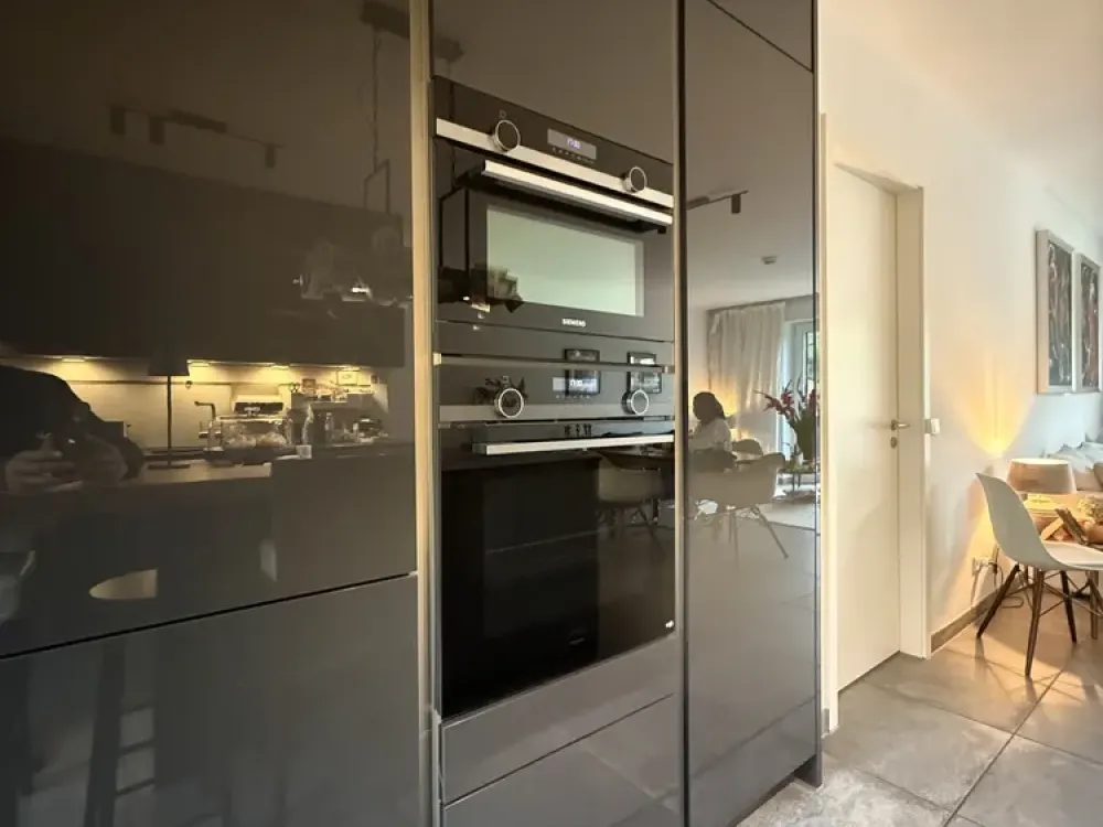 Exklusive, hochwertige 4-Zi. im urbanen Bahrenfeld. 2 Bäder,gr. Balkon, TG m. Wallbox, nah zum ÖPNV.