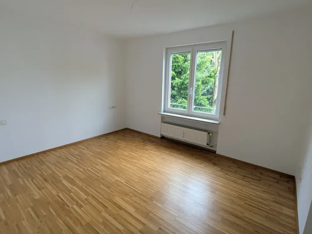 Helle 3-Zimmer-Wohnung mit offener Küche und Balkon
