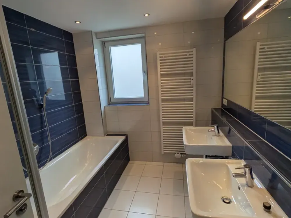 Helle 3-Zimmer-Wohnung mit offener Küche und Balkon