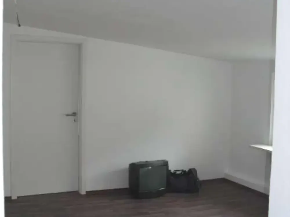 HAFEN: cozy 4-room apartment in prime location suitable for 3-person shared flat
