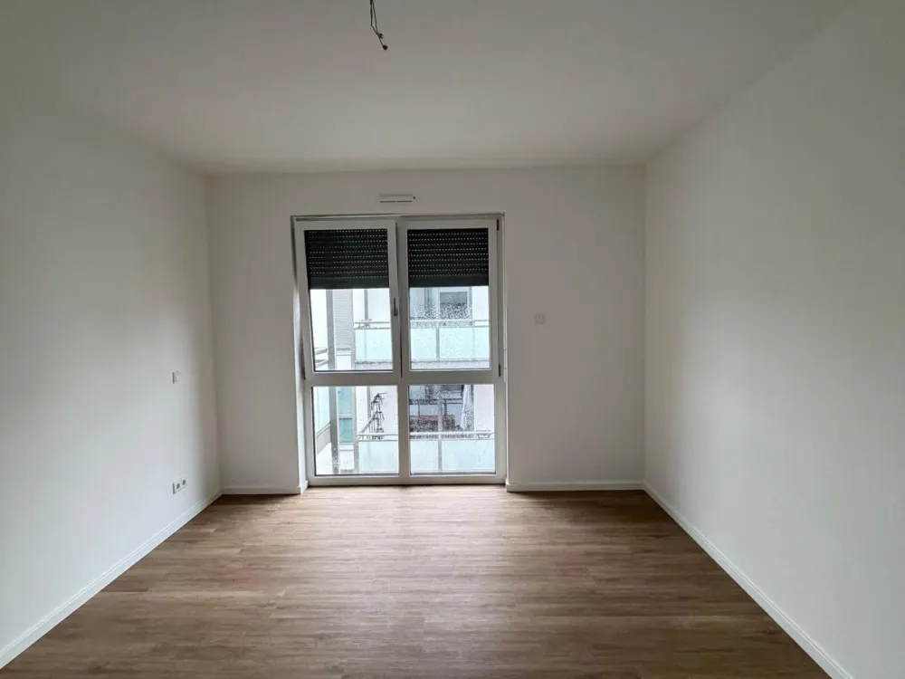 3 Zi. | ca. 70 m² | neue Einbauküche |