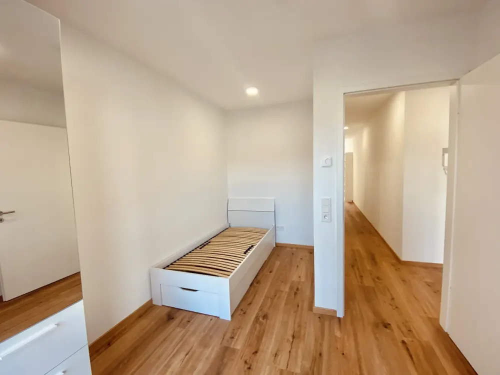 3 Rooms with Balcony (Suitable for Shared Flat) Fully/Partly Furnished - First Occupancy New Build
