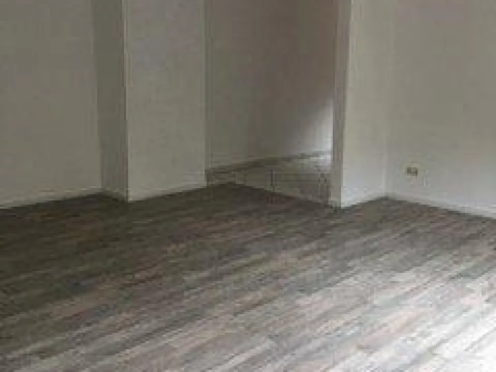 Souterrainwohnung in gepflegtem Einfamilienhaus