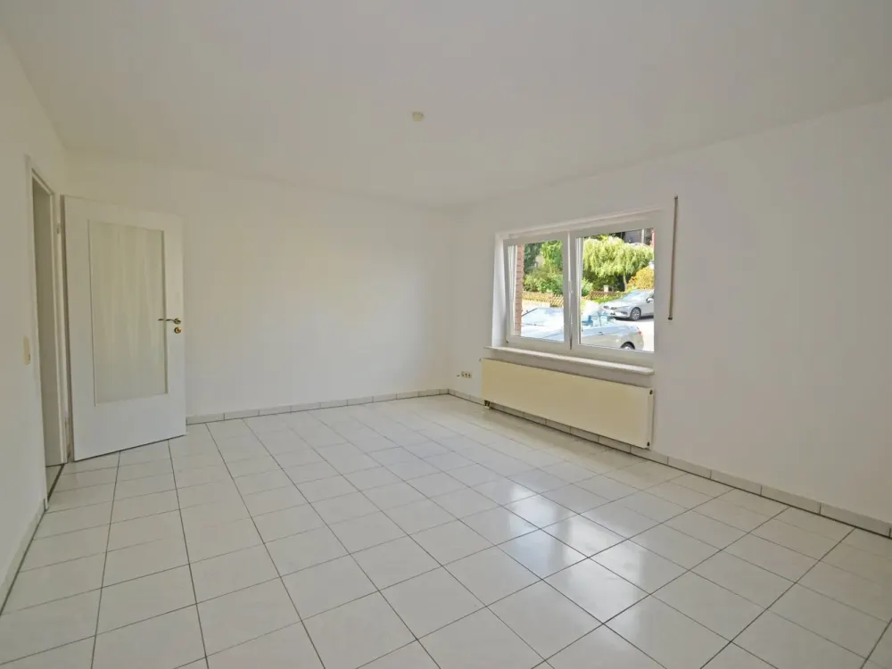 Helle geräumige 2-Zimmer-Wohnung in Bornheim-Merten