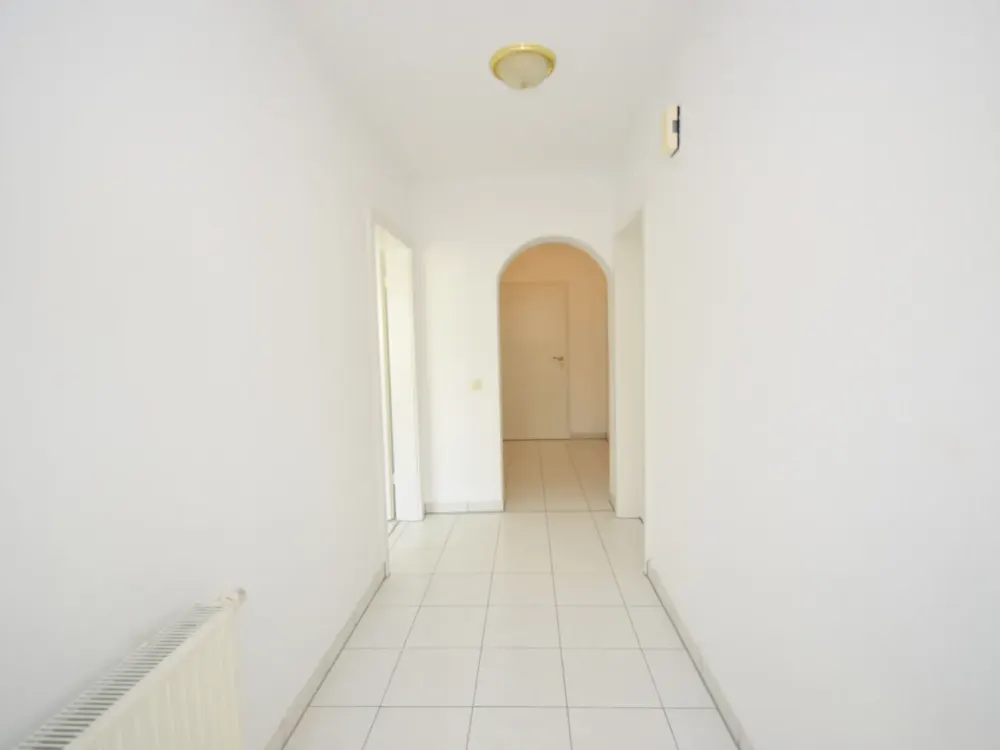 Helle geräumige 2-Zimmer-Wohnung in Bornheim-Merten