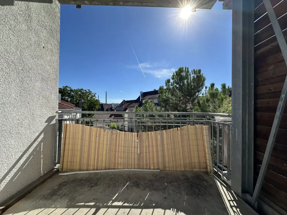 Großzügige 3-Zimmer-Wohnung mit Traum-Balkon und Blick ins Grüne