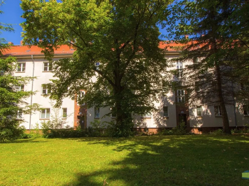 Schicke 2 Zimmer Wohnung im Waldstraßenviertel; Tageslichtbad, Laminat