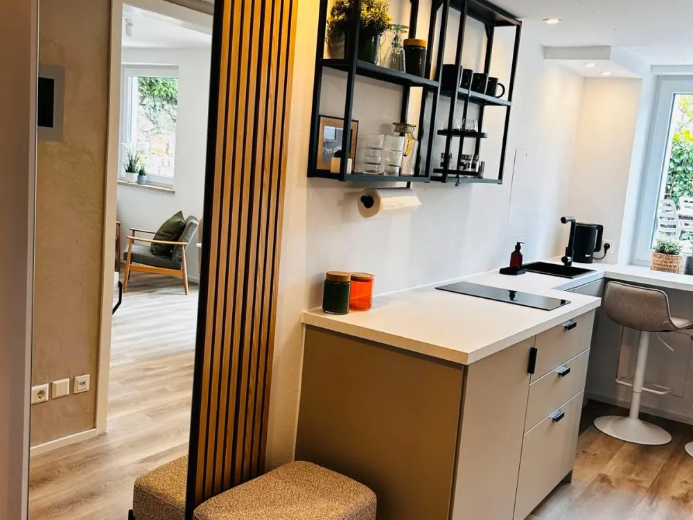 Möbliertes Apartment im Grünen - mit Terrasse und Aussicht