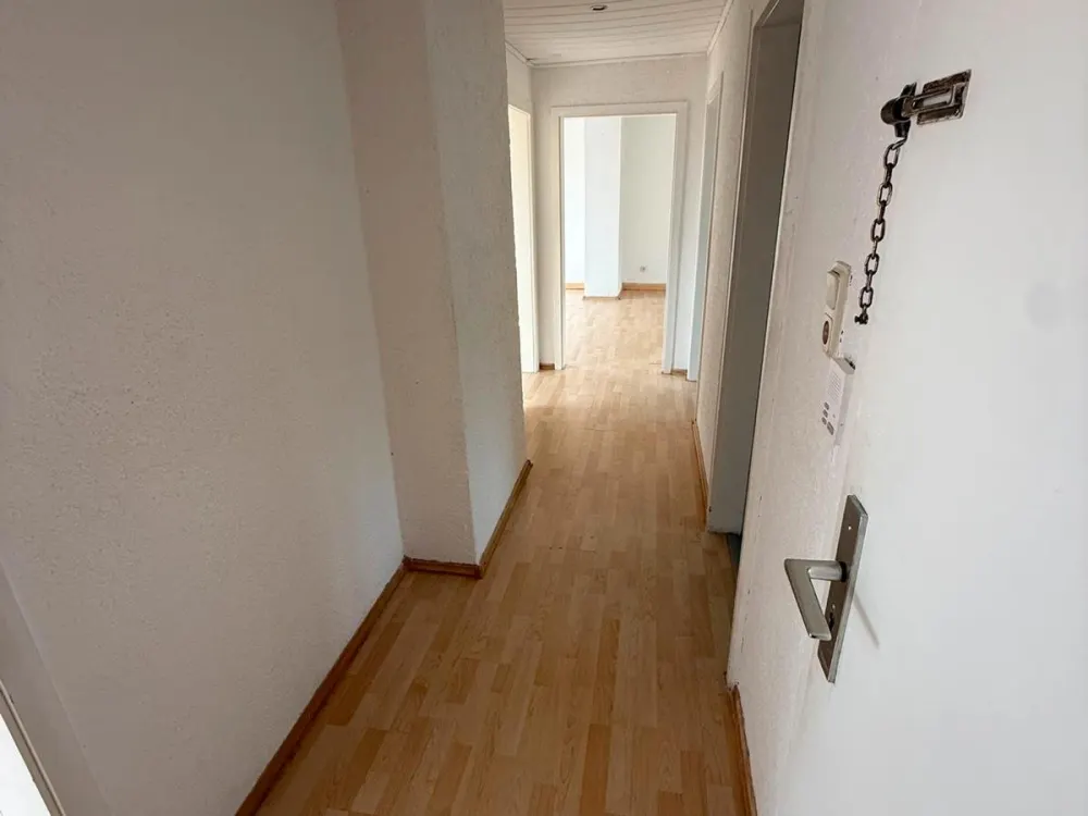 Völkingen: 86 m² Dachgeschosswohnung