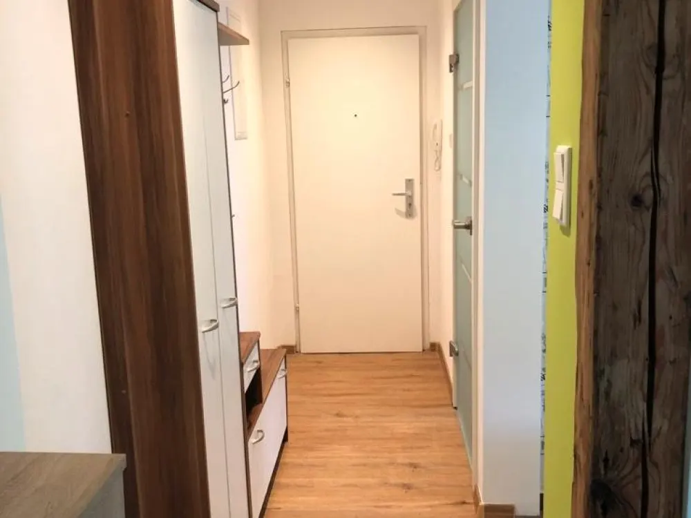 Ruhige sonnige 2 Zimmerwohnung sehr zentral