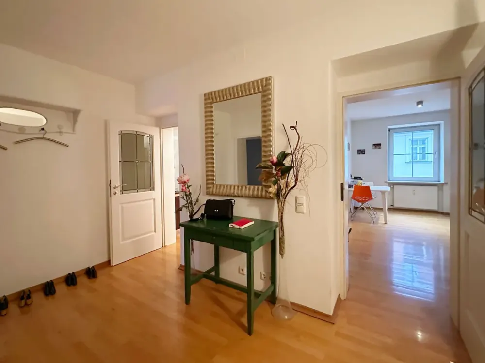 Befristet: Bestlage Altstadt! Möblierte 3-Zimmer- Wohnung am Viktualienmarkt