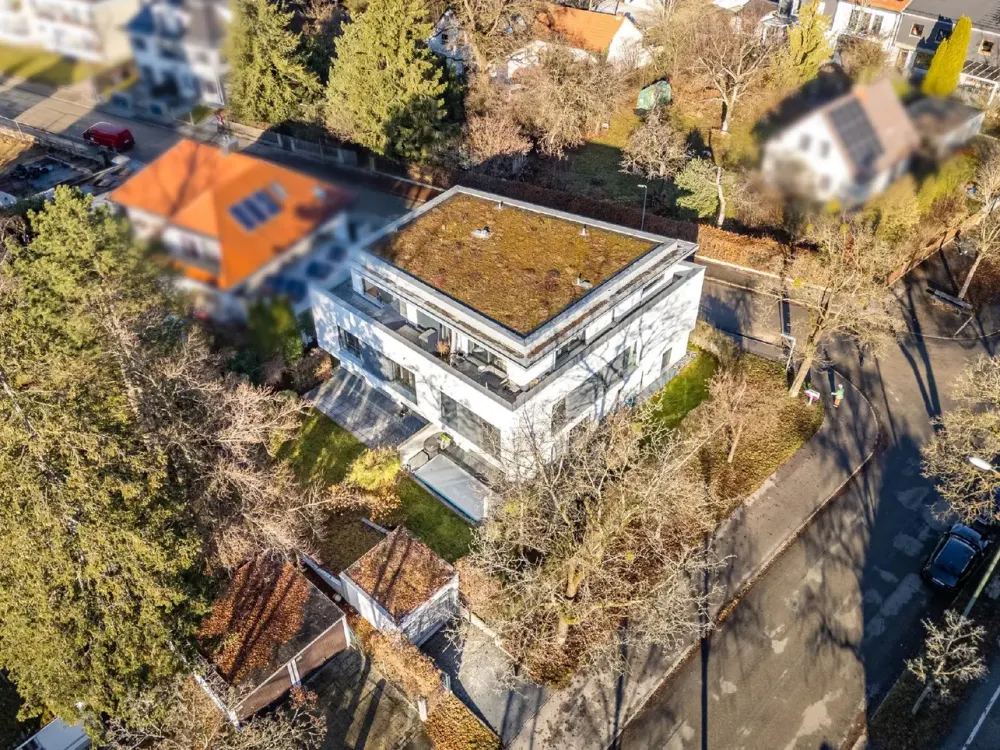Helle und freundliche 4-Zimmer-Gartenwohnung