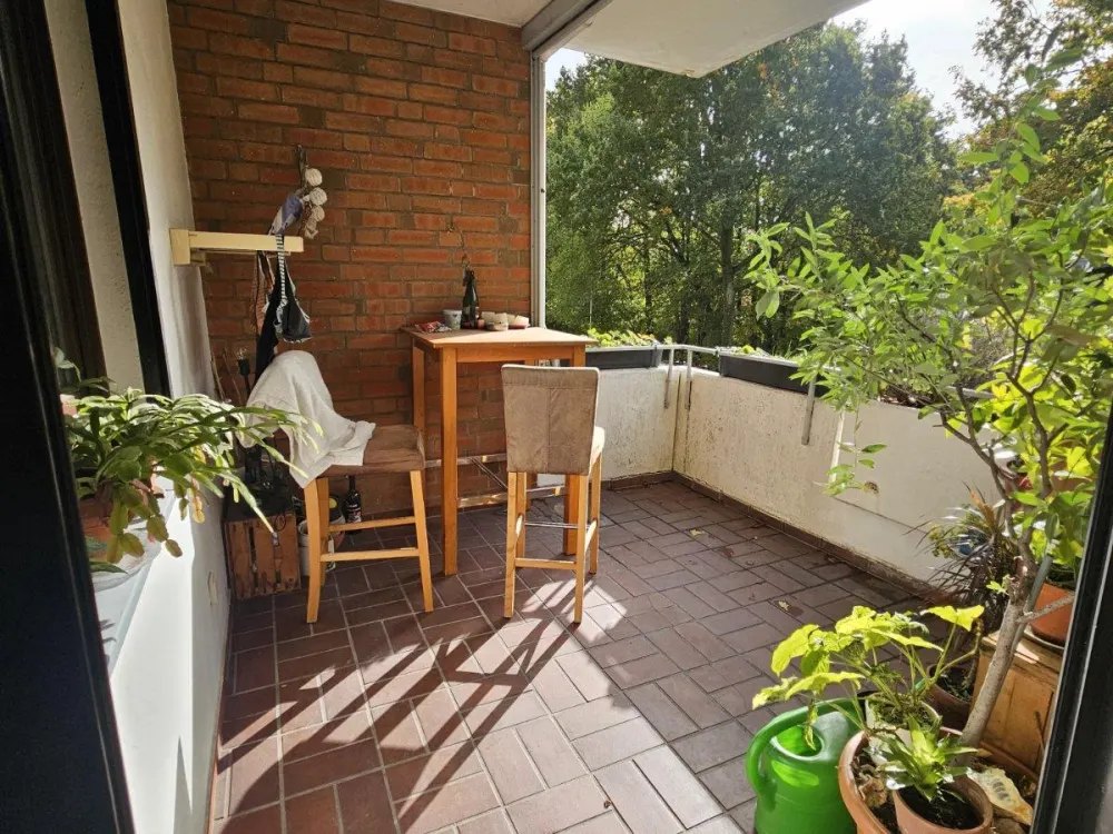 Bright, Spacious Apartment in a Quiet Location