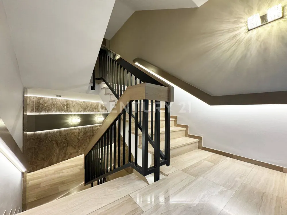 Großzügige 4-Zimmer-Wohnung in bester Westendlage