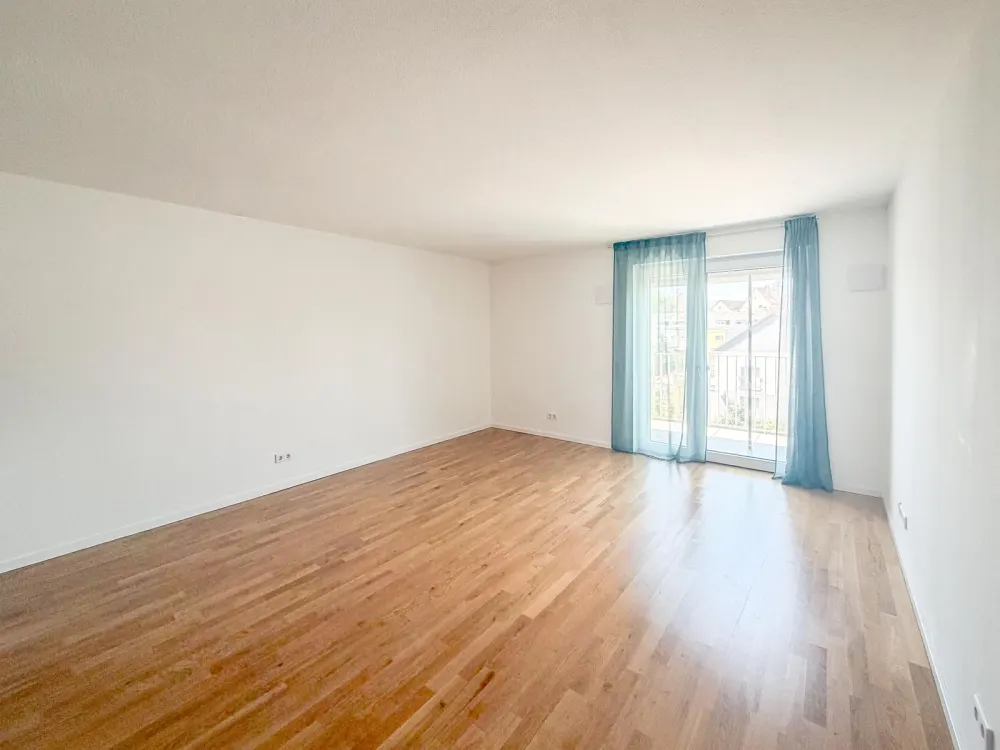 LORENZ: Moderne 2-Zimmer-Wohnung im Lichtenreuth Quartier!