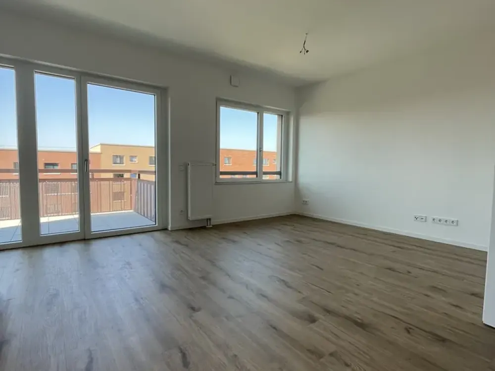 Lichtdurchflutete 3-Zimmer Wohnung mit großem Balkon