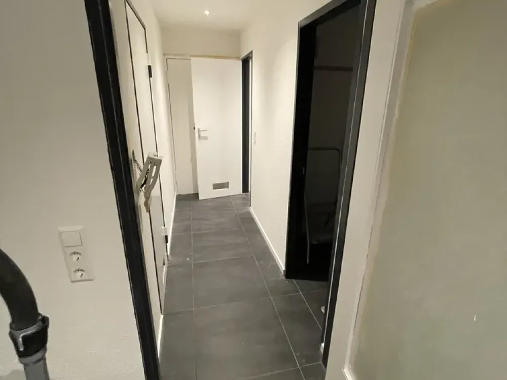 2-Zimmer Wohnung mit PKW-Stellplatz und Süd-Balkon