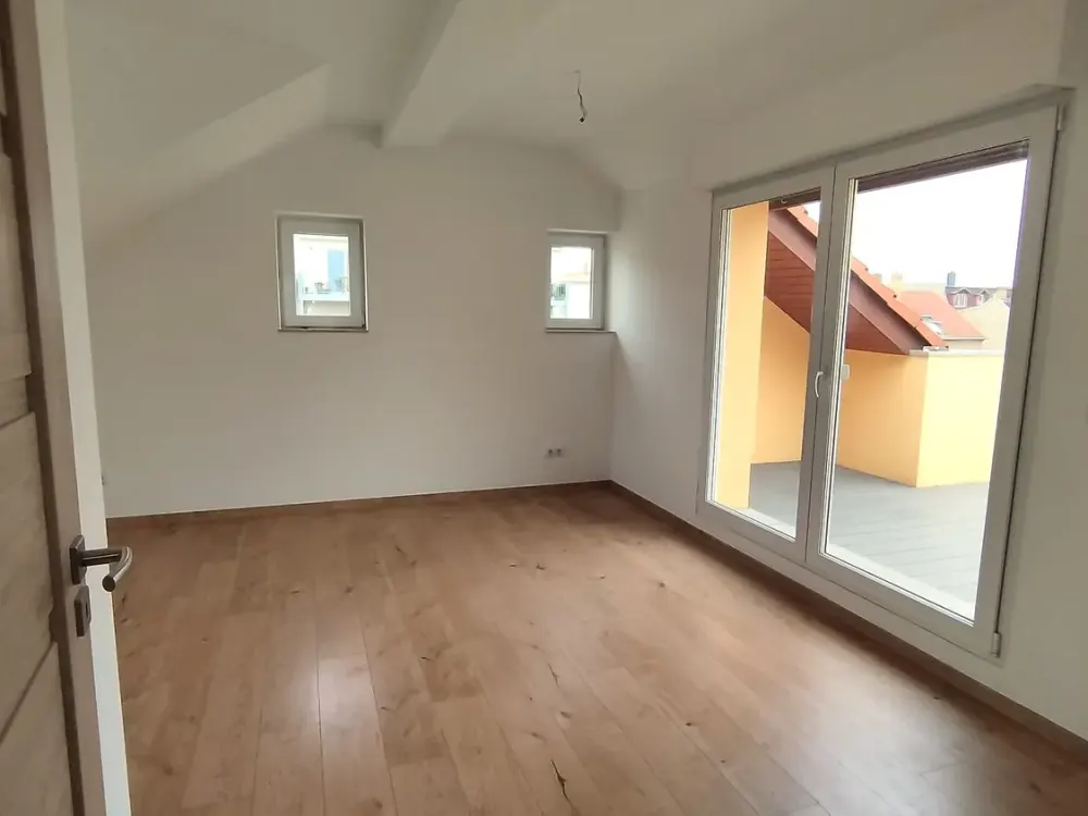 Dreamlike 2-Room Apartment with Large Roof Terrace and Parking Space!