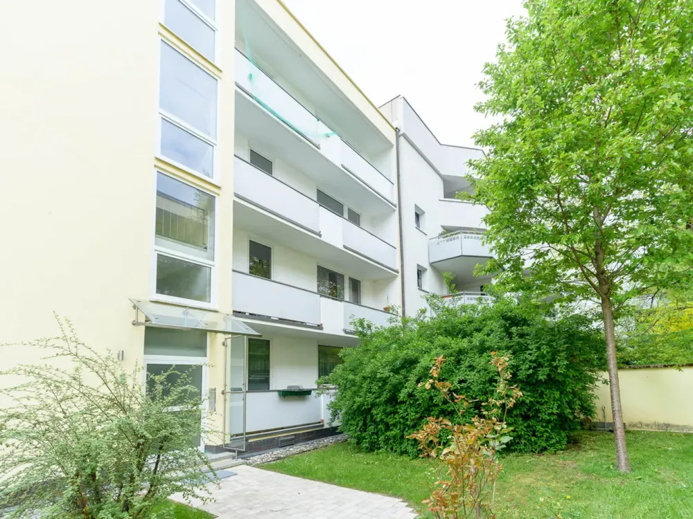 Charmante und hochwertige 1-Zimmer-Wohnung in Neuhausen