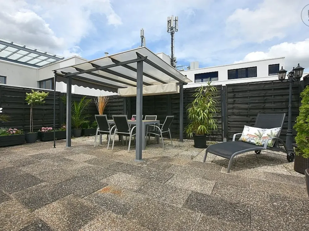Tolle und modern möblierte Wohnung mit Internet und Terrasse in Gerlingen