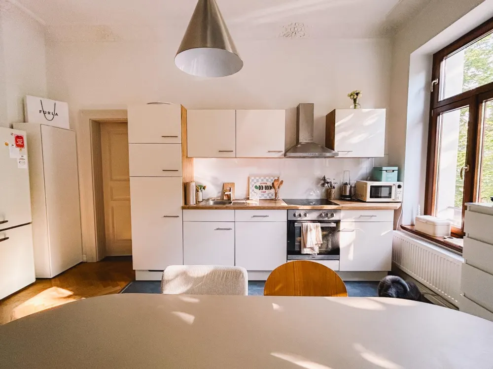 Traumhafte Wohnung zu vermieten (WG geeignet)