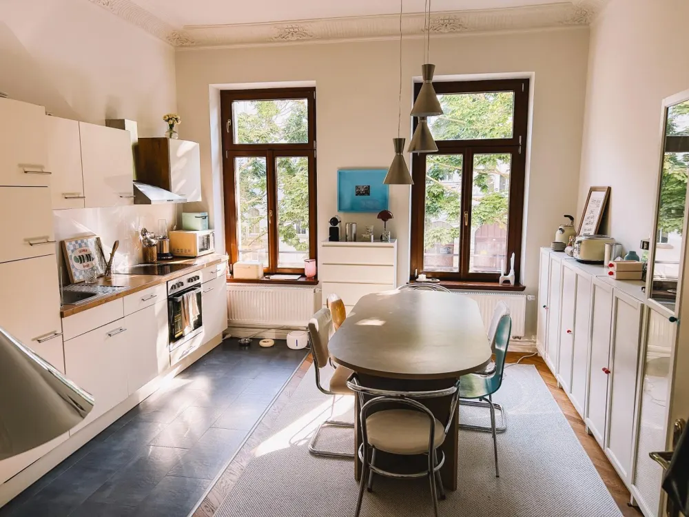 Traumhafte Wohnung zu vermieten (WG geeignet)