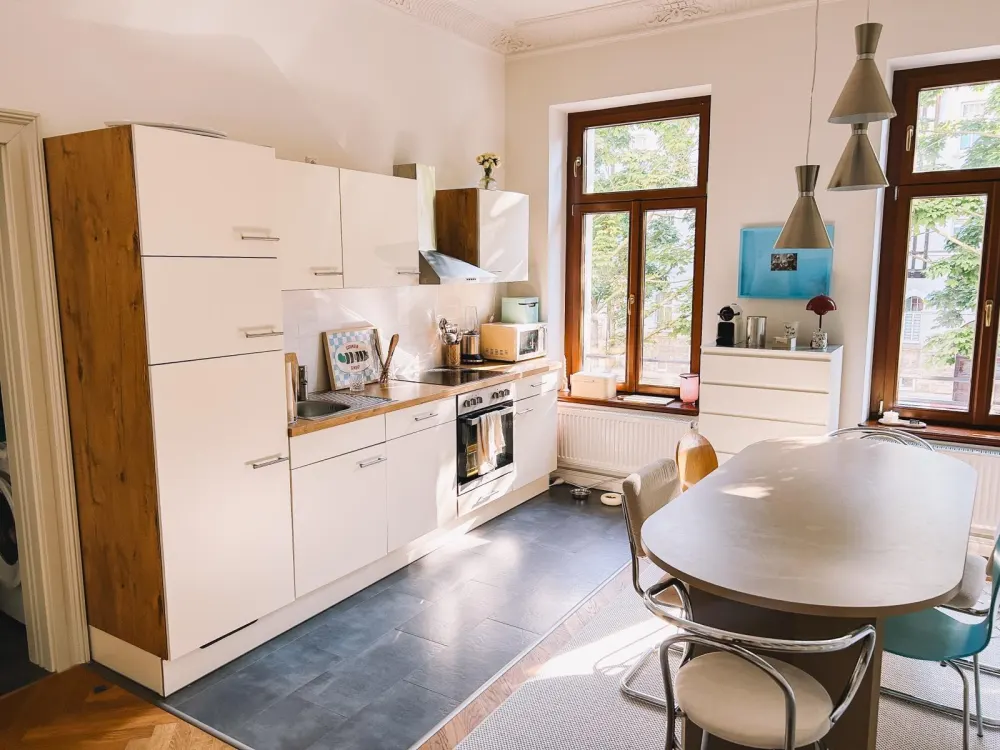 Traumhafte Wohnung zu vermieten (WG geeignet)