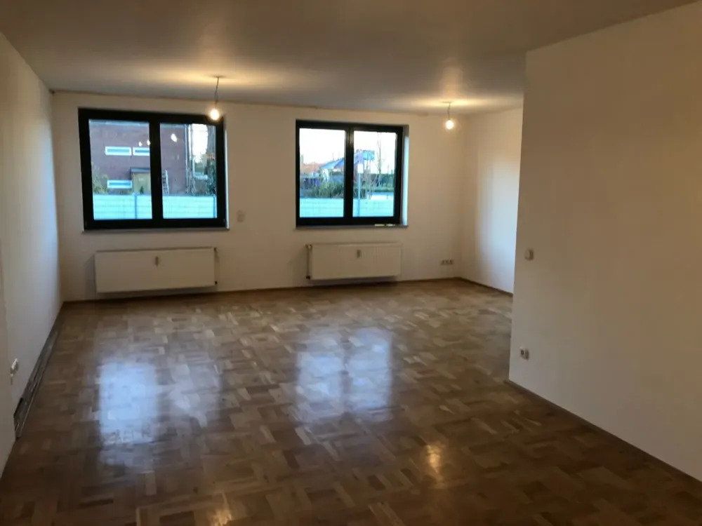 Großzügige Einzimmerwohnung mit separatem Eingang für Singles!