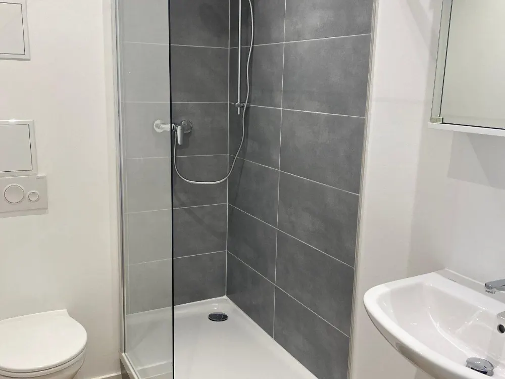 1-Zimmer Wohnung renoviert in ruhiger Wohngegend befristet