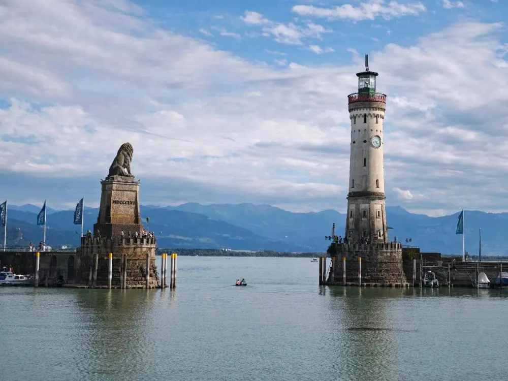 Hochwertig möbliertes Studioapartment mit Seeblick in Lindau