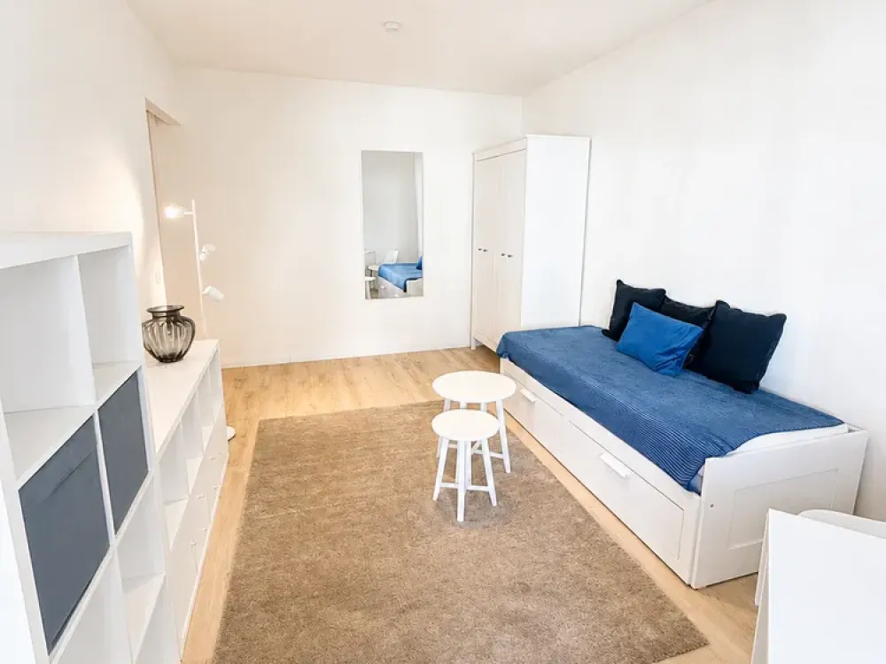Einziehen & Ankommen: Möbliertes Studio im historischen Berliner Altbau // Move-In Ready Studio