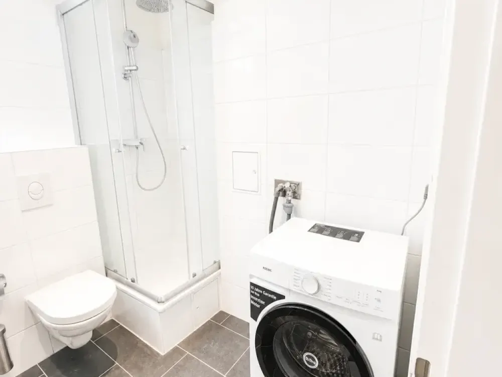 Einziehen & Ankommen: Möbliertes Studio im historischen Berliner Altbau // Move-In Ready Studio