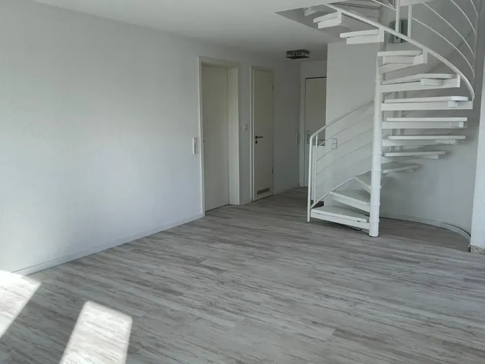 Exklusive Galerie-Maisonette mit Dachterrasse Kamin & 2 Bädern