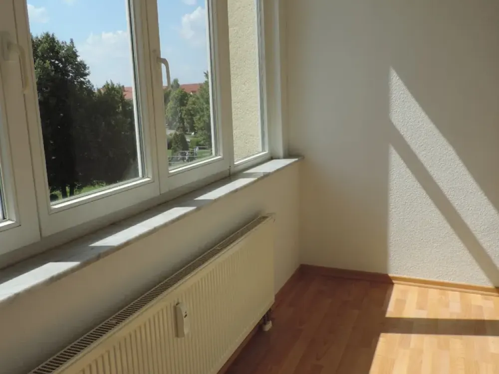 Ankommen, wohlfühlen, bleiben - bezugsfreie 2RW mit Wintergarten zur Miete