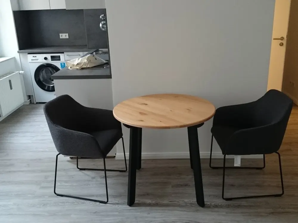 Frei ab sofort - Altbau 1-Zimmer Wohnung