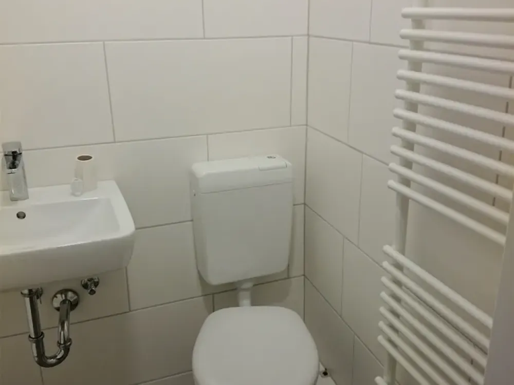 Frei ab sofort - Altbau 1-Zimmer Wohnung