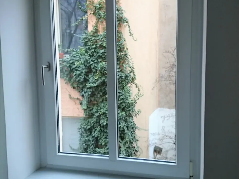 Frei ab sofort - Altbau 1-Zimmer Wohnung