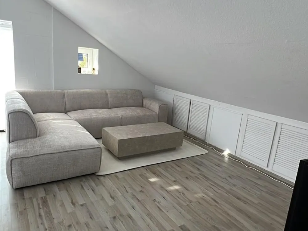 Moderne 3 Zimmer Wohnung Küche Garage+Stellplatz ab sofort