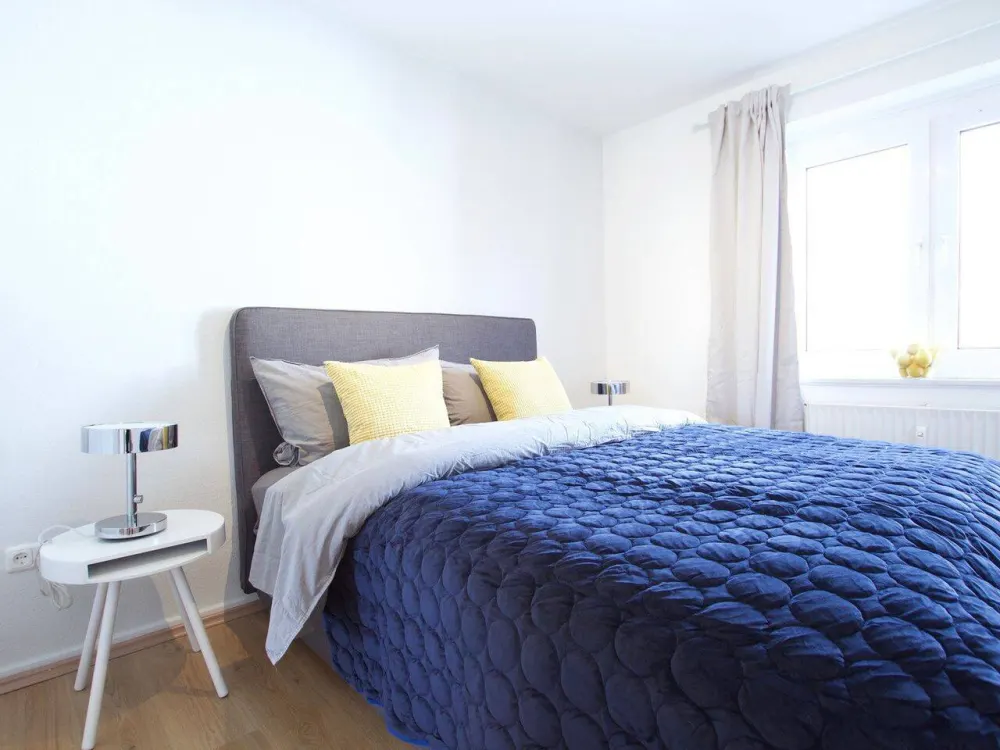 FFM Nordend - Möblierte 3-Zimmer Wohnung, 65m2 + 10m2 /WG möglich