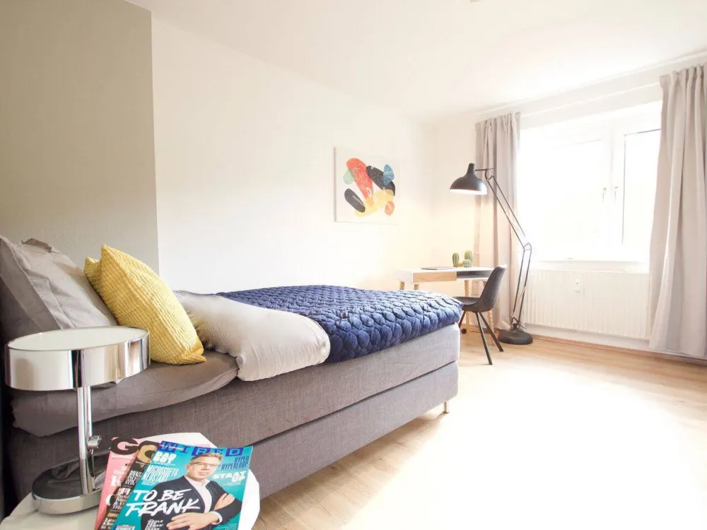 FFM Nordend - Möblierte 3-Zimmer Wohnung, 65m2 + 10m2 /WG möglich
