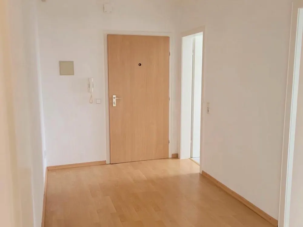 2 Zimmer 70qm zum 01.11.2026 zu vermieten