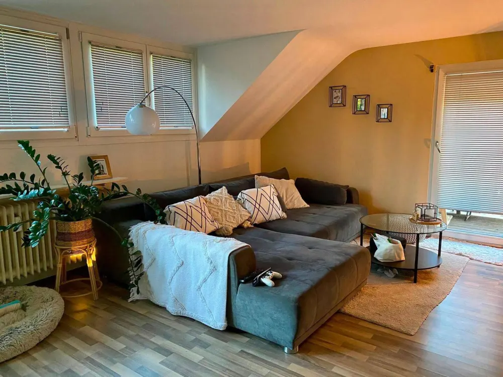 Helle 3-Zimmer OG Wohnung mit Balkon in Saarbrücken