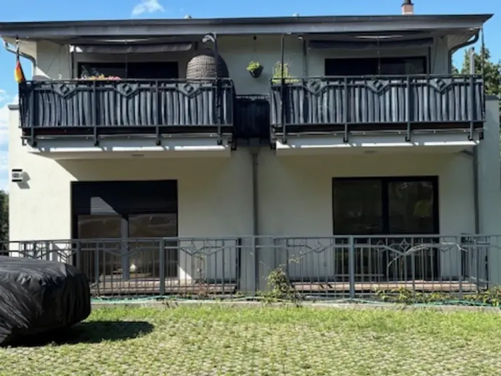 2 Terrassen, wenn das nichts ist